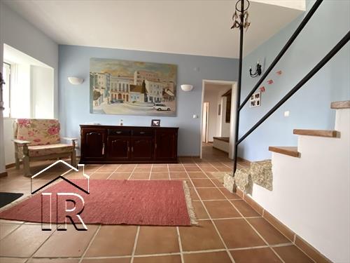 Image No.6-4 Bed House for sale