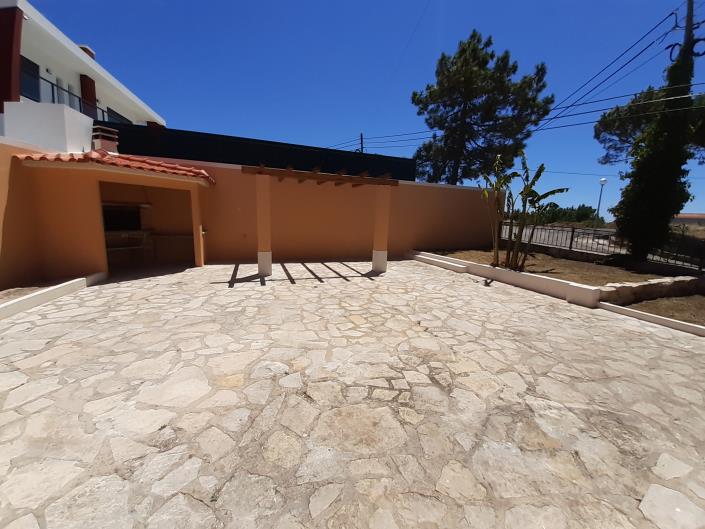 Image No.5-Villa de 3 chambres à vendre à Nadadouro