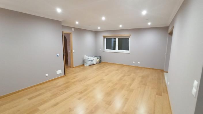 Image No.21-4 Bed Villa / Detached for sale