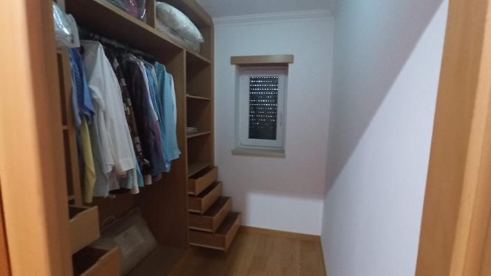 Image No.24-4 Bed Villa / Detached for sale