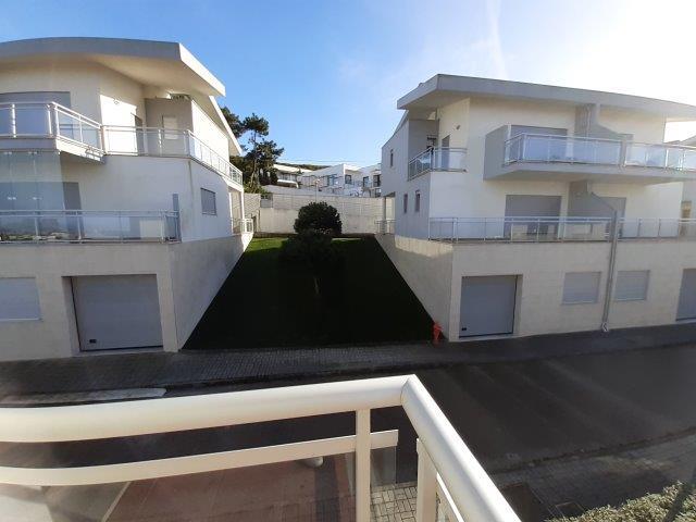 Image No.12-2 Bed Villa for sale