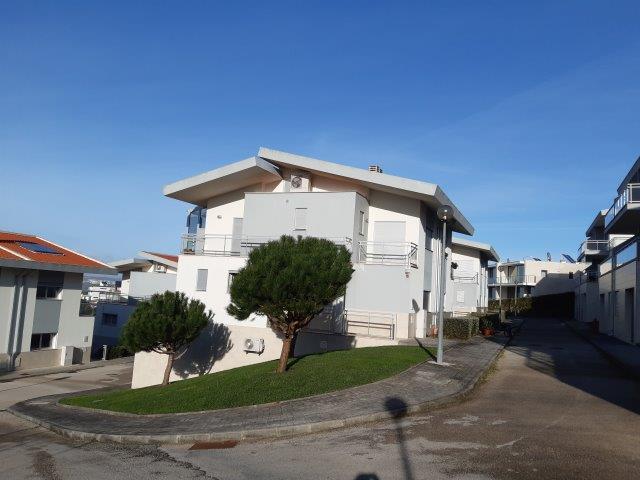 Image No.15-2 Bed Villa for sale