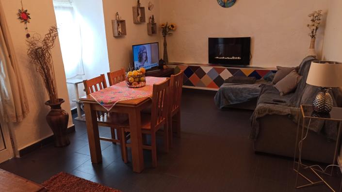 Image No.15-5 Bed Country House for sale