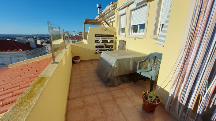 Image No.10-3 Bed Apartment for sale