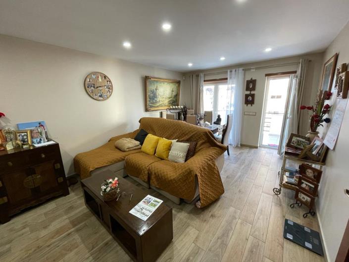 Image No.6-3 Bed Apartment for sale