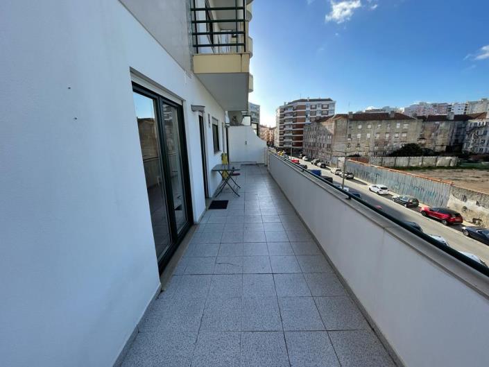 Image No.3-3 Bed Apartment for sale