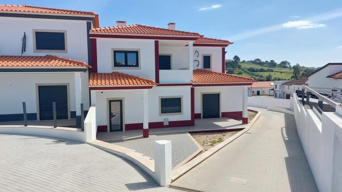 Image No.3-Maison de ville de 4 chambres à vendre à Caldas da Rainha