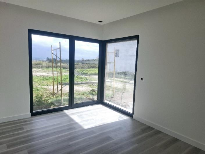 Image No.10-3 Bed Villa for sale