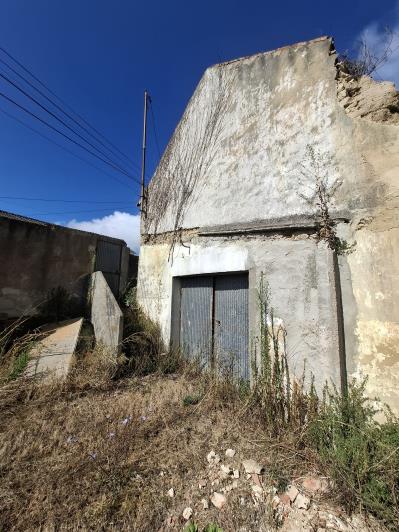 Image No.27-3 Bed Property for sale