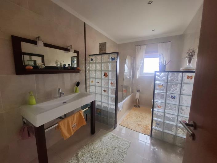 Image No.17-3 Bed House/Villa for sale