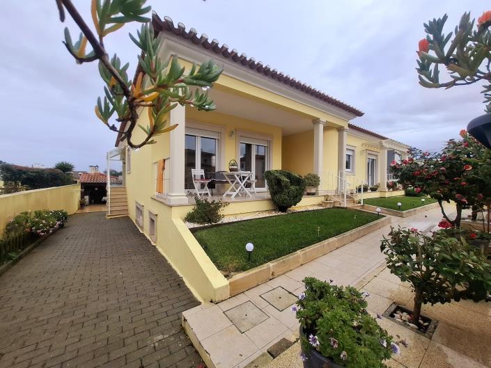 Image No.2-3 Bed House/Villa for sale