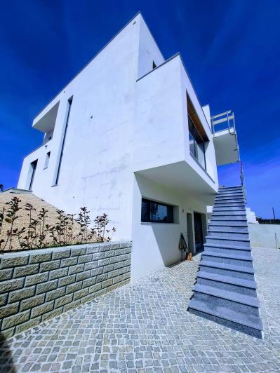 Image No.16-Maison / Villa de 4 chambres à vendre à Caldas da Rainha