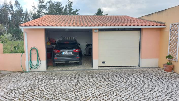 Image No.12-3 Bed Country Property for sale