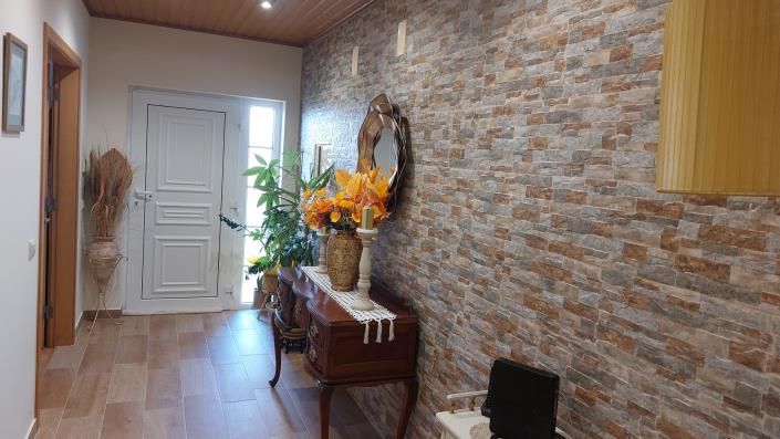 Image No.21-3 Bed Country Property for sale