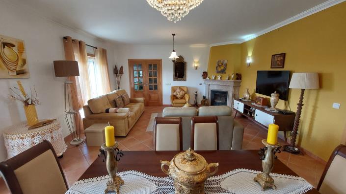 Image No.22-3 Bed Country Property for sale