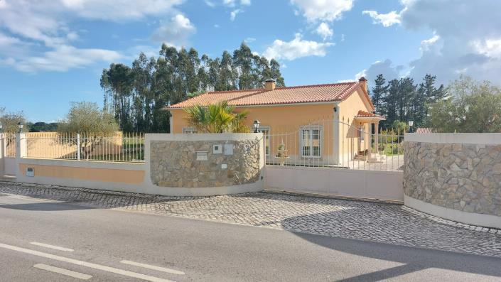 Image No.1-Propriété de pays de 3 chambres à vendre à Caldas da Rainha