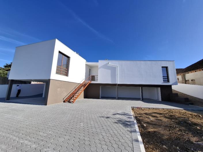 Image No.20-Maison / Villa de 4 chambres à vendre à Caldas da Rainha