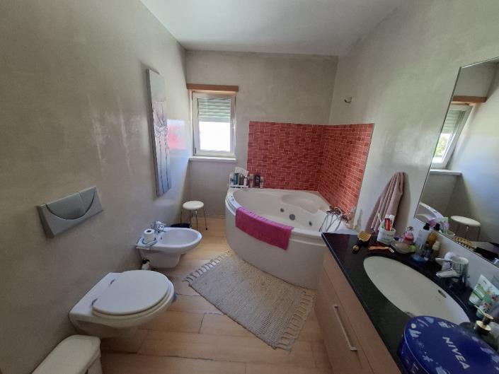 Image No.13-4 Bed House/Villa for sale