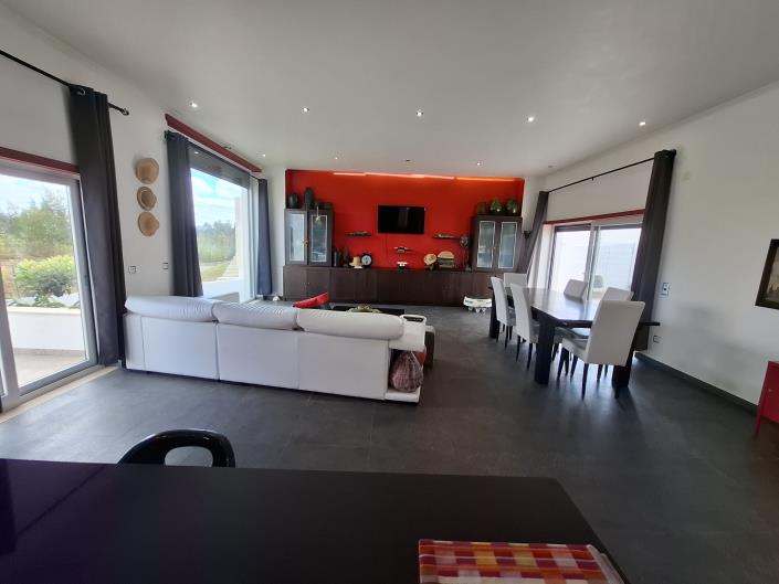 Image No.13-4 Bed House/Villa for sale