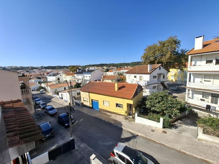 Image No.17-14 Bed Property for sale