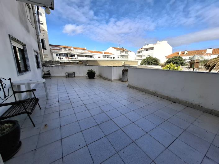 Image No.21-3 Bed Apartment for sale