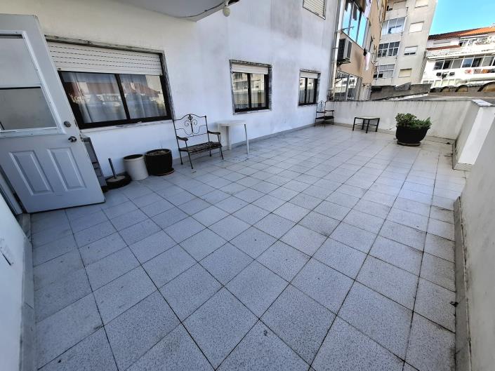 Image No.22-3 Bed Apartment for sale