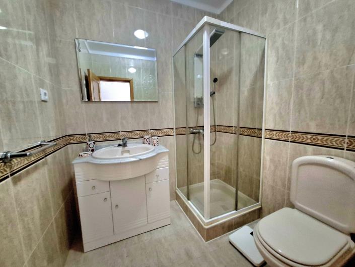 Image No.25-3 Bed Apartment for sale