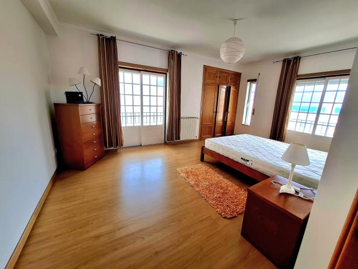 Image No.35-3 Bed Apartment for sale