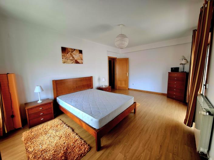Image No.37-3 Bed Apartment for sale