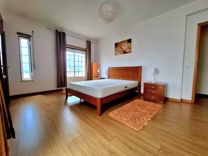Image No.38-3 Bed Apartment for sale