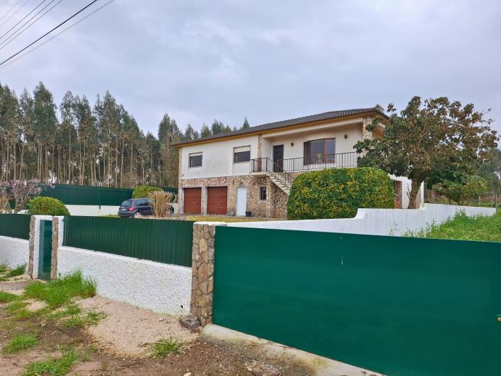 Image No.19-4 Bed House for sale