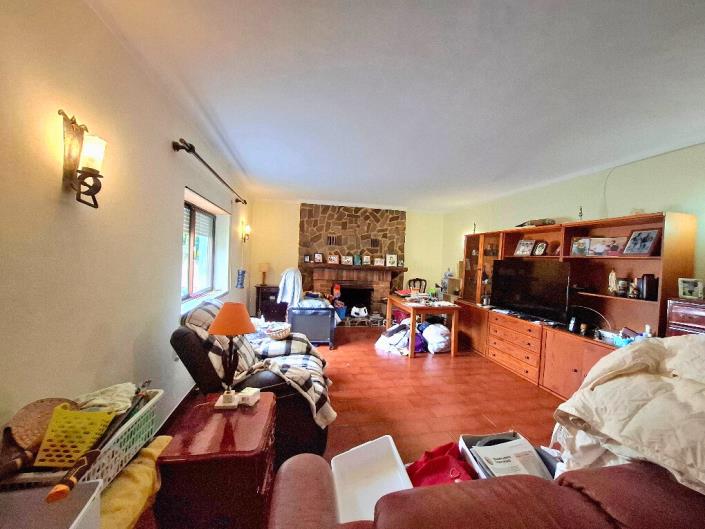 Image No.28-4 Bed House for sale