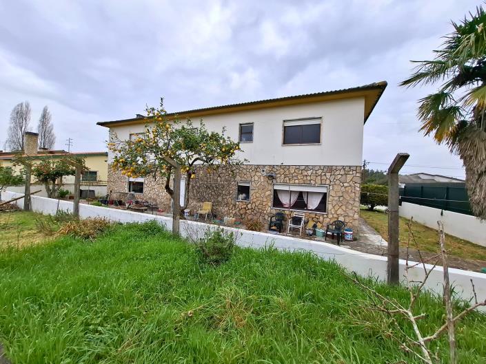 Image No.10-4 Bed House for sale