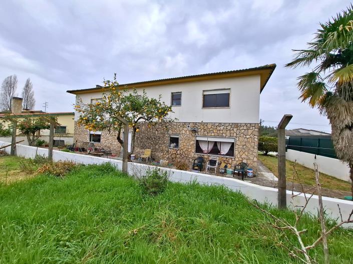 Image No.9-4 Bed House for sale