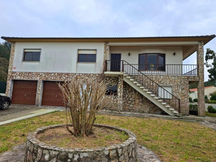 Image No.17-4 Bed House for sale