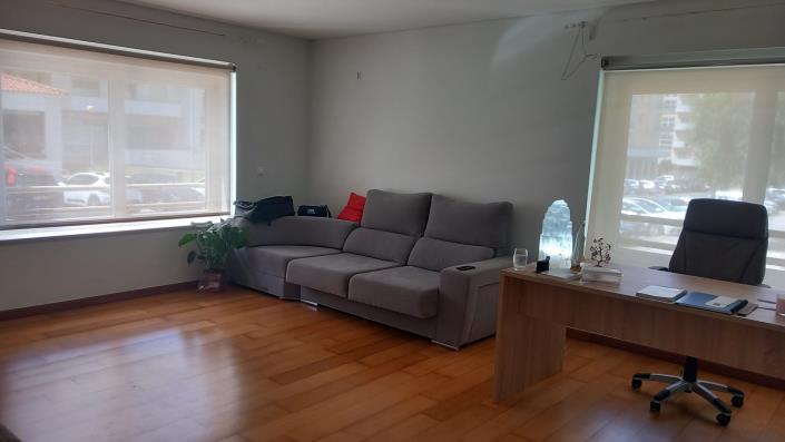 Image No.8-3 Bed Apartment for sale
