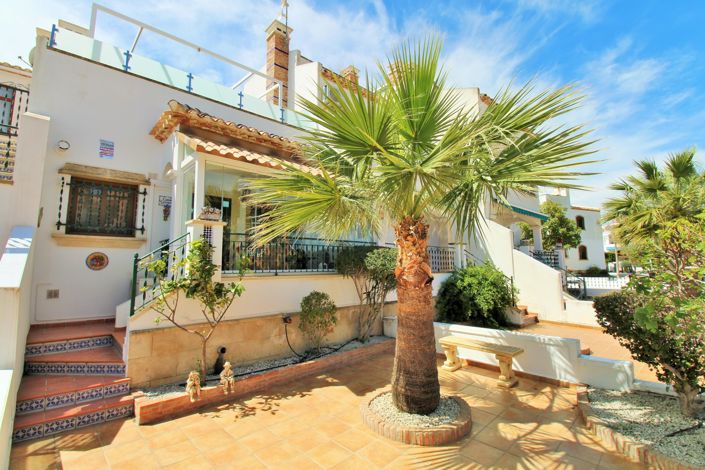 Image No.1-3 Bed Property for sale