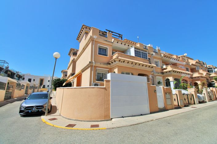 Image No.1-3 Bed Property for sale