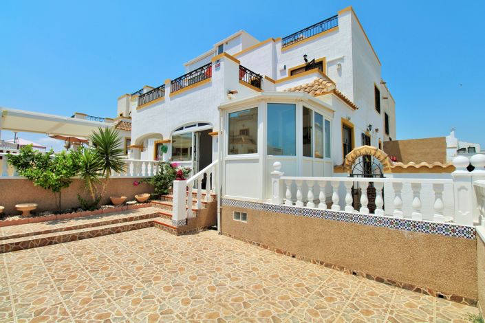Image No.1-3 Bed Property for sale