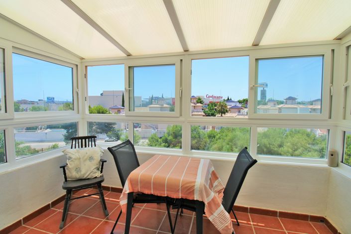 Image No.21-2 Bed Property for sale