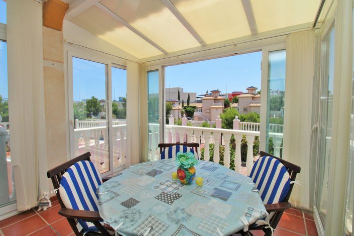 Image No.5-2 Bed Property for sale