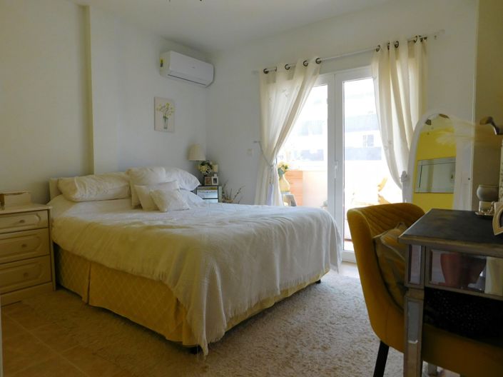 Image No.27-3 Bed Villa for sale