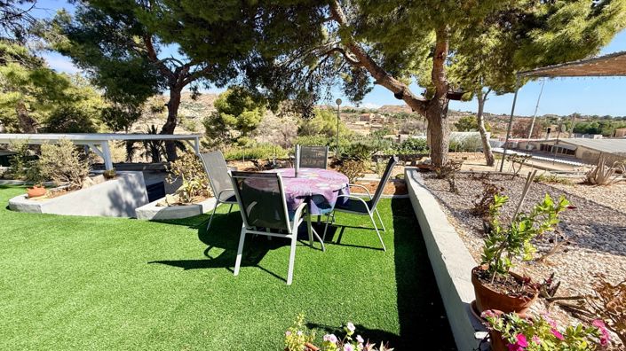 Image No.21-4 Bed Country House for sale