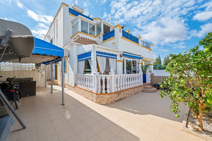 Image No.1-Maison de ville de 3 chambres à vendre à Torrevieja