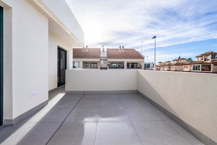 Image No.33-3 Bed Villa for sale