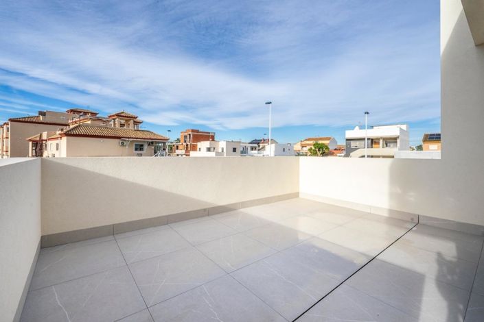 Image No.34-3 Bed Villa for sale