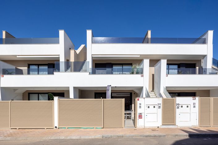 Image No.1-3 Bed Apartment for sale