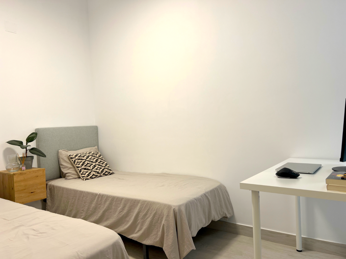 Image No.10-2 Bed Apartment for sale