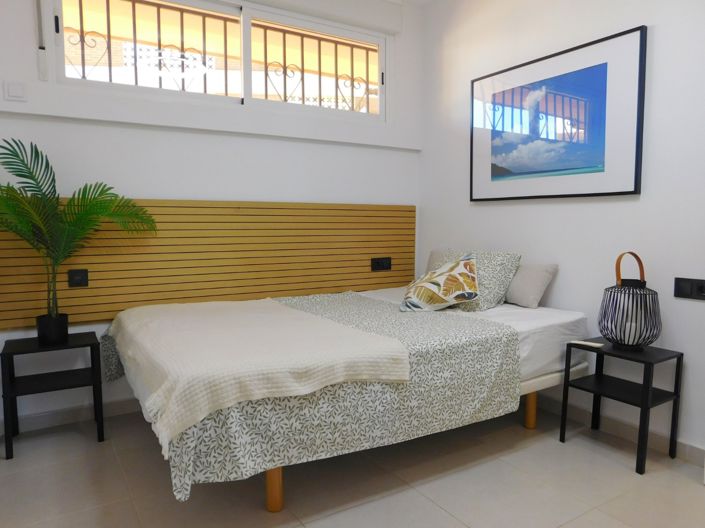 Image No.21-3 Bed Apartment for sale