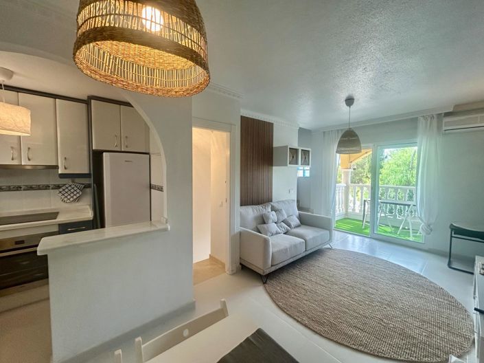 Image No.3-2 Bed Townhouse for sale